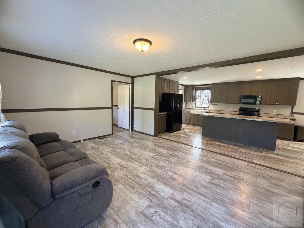 8811 Chatham Rd