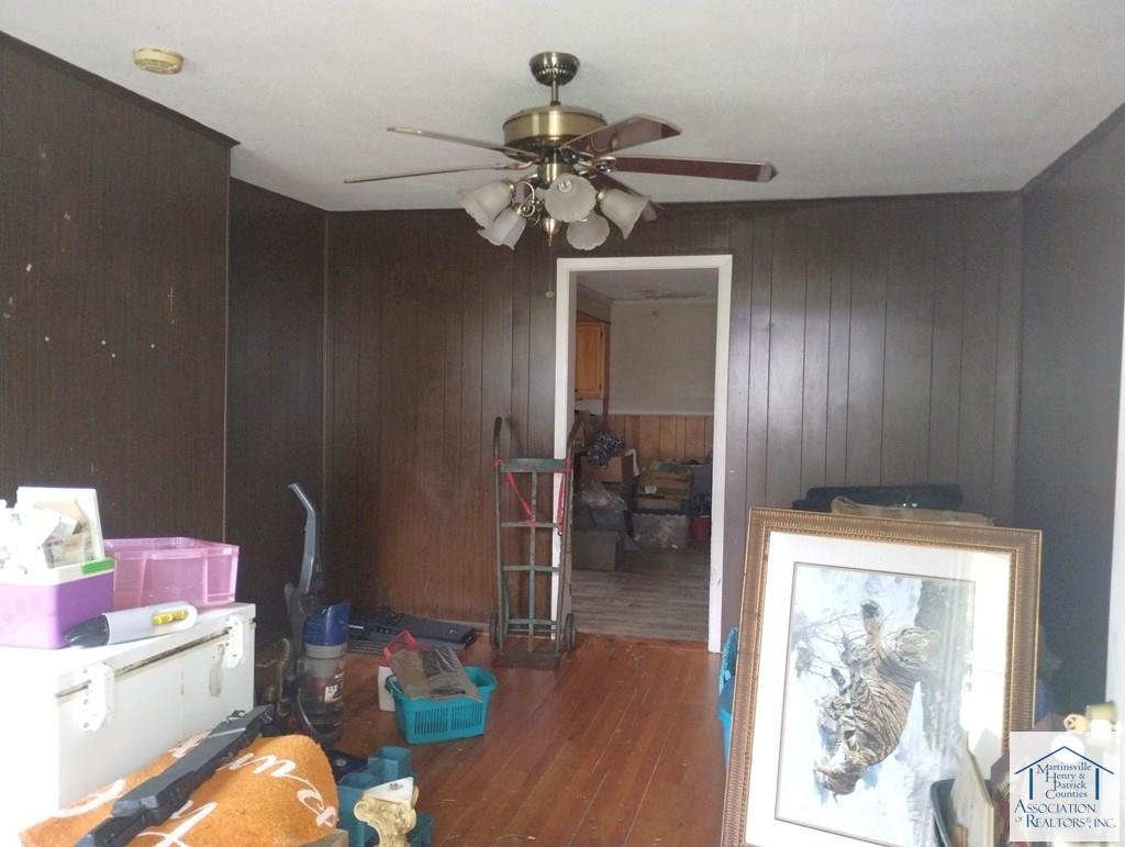 207 Tenth Street