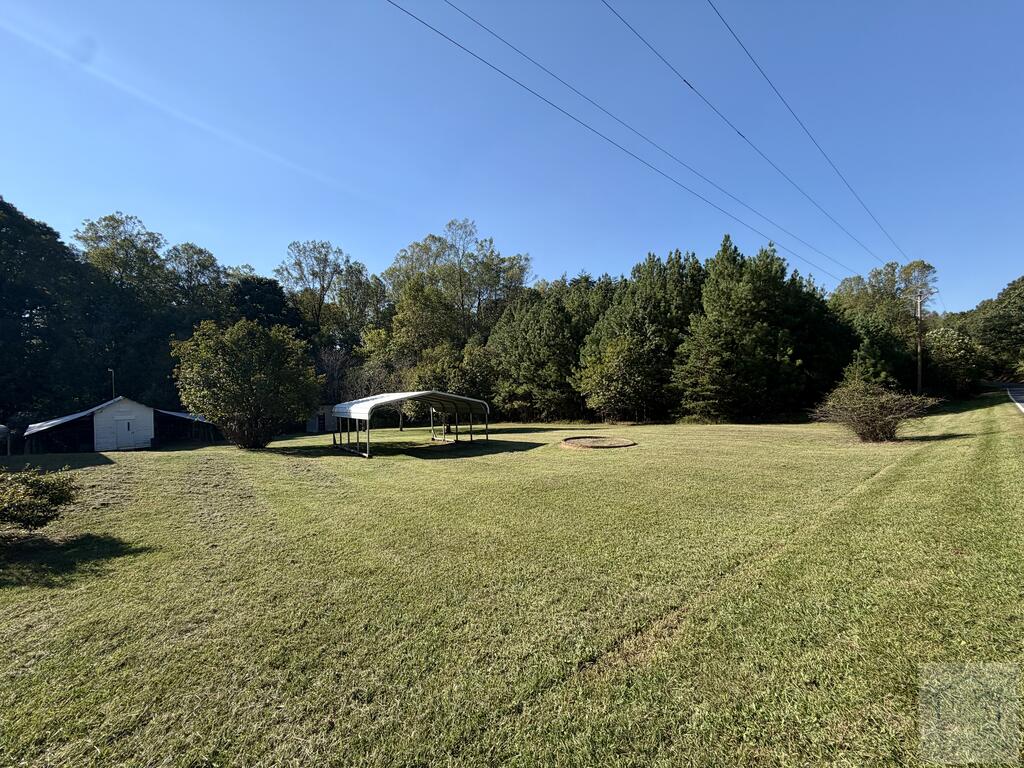 3414 Axton Rd