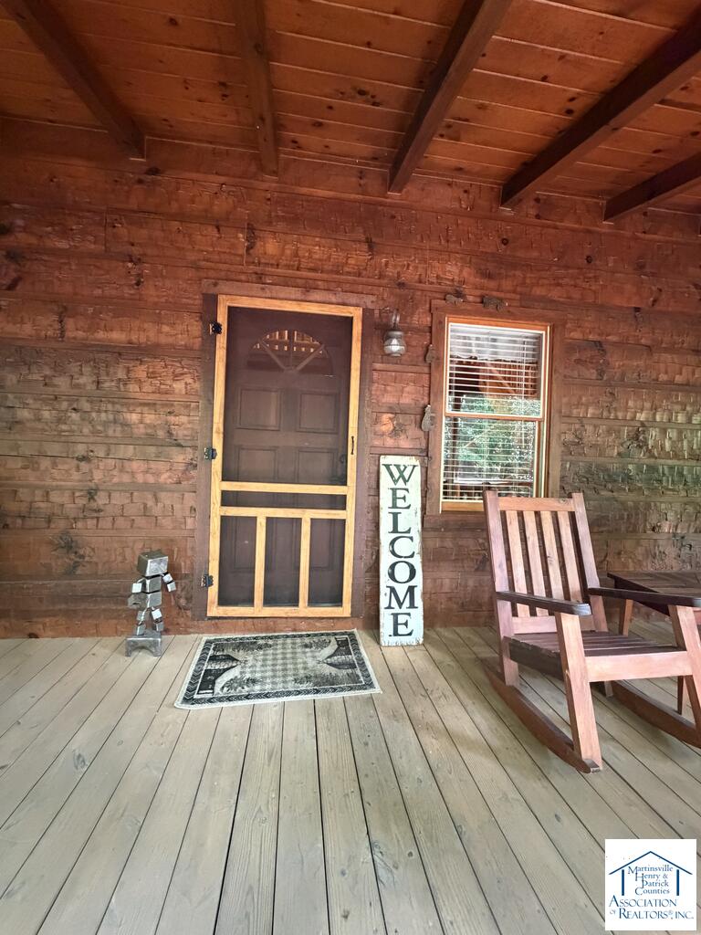 54 Reserve Ln