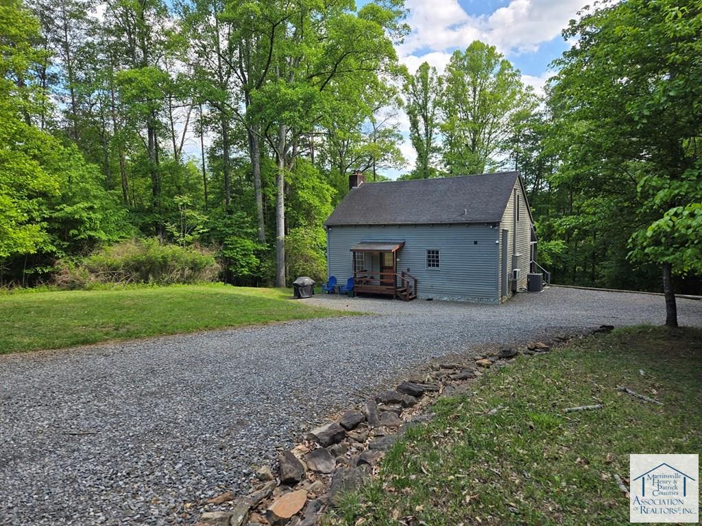 1984 Horseshoe Rd