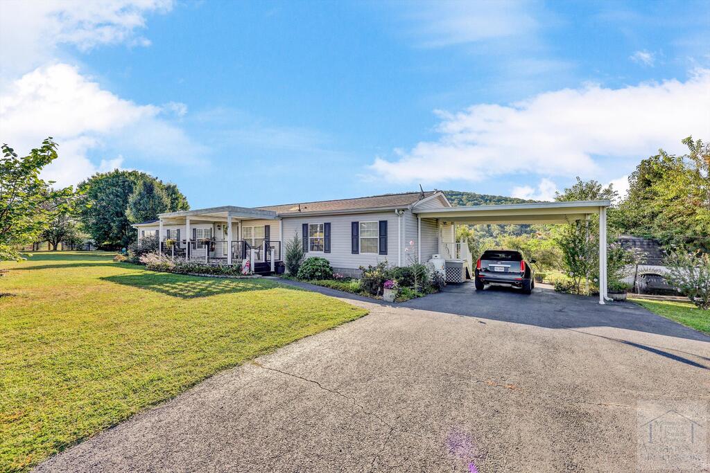 28 Chestnut Tree Rd