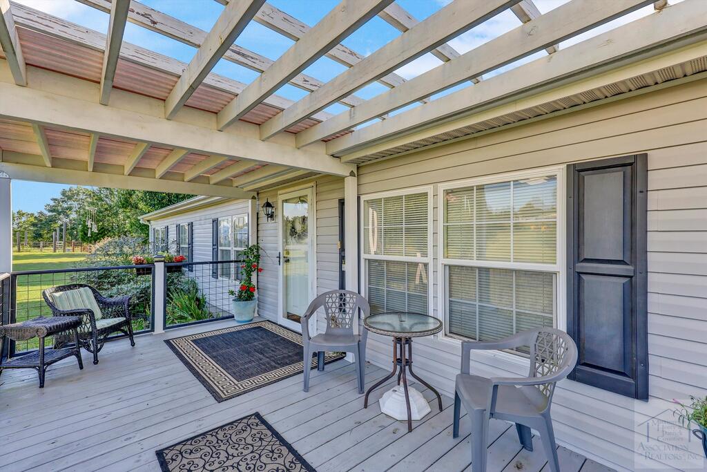 28 Chestnut Tree Rd