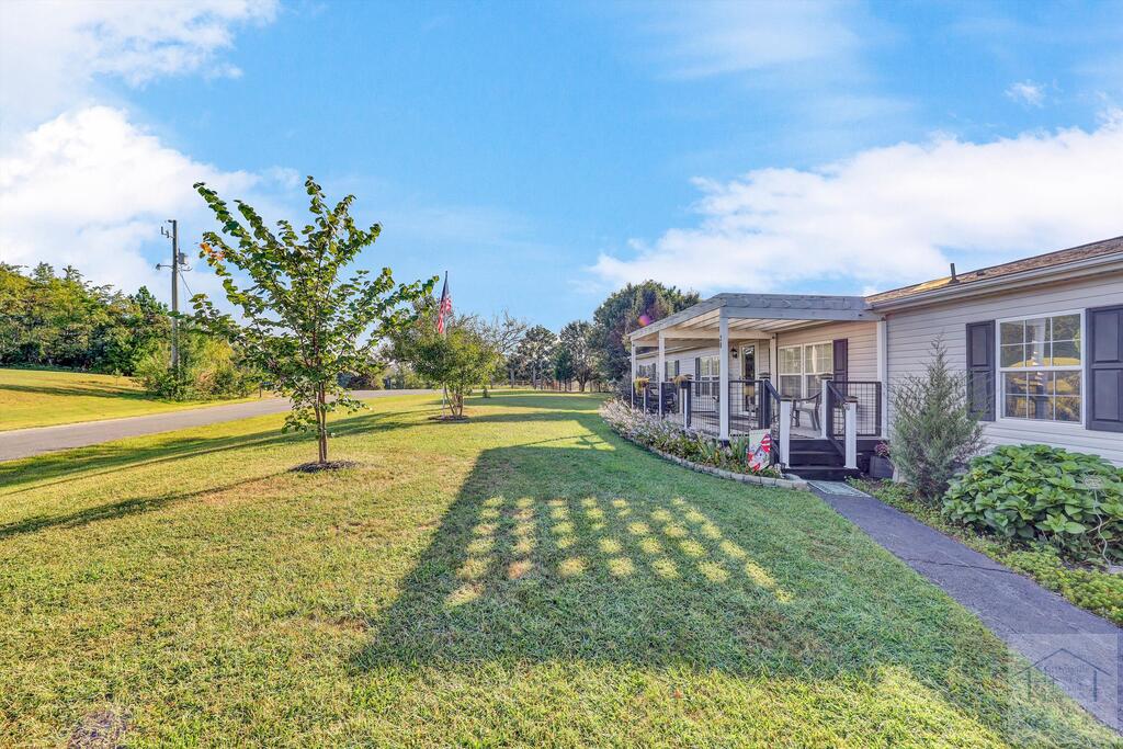 28 Chestnut Tree Rd