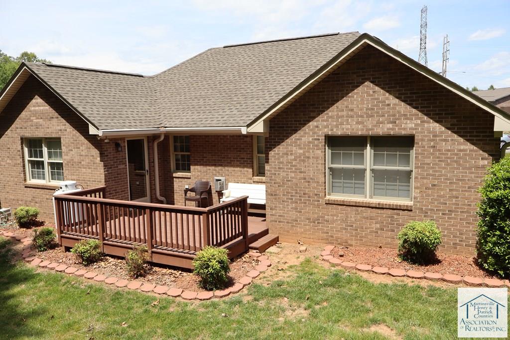 49 Woodglen Court