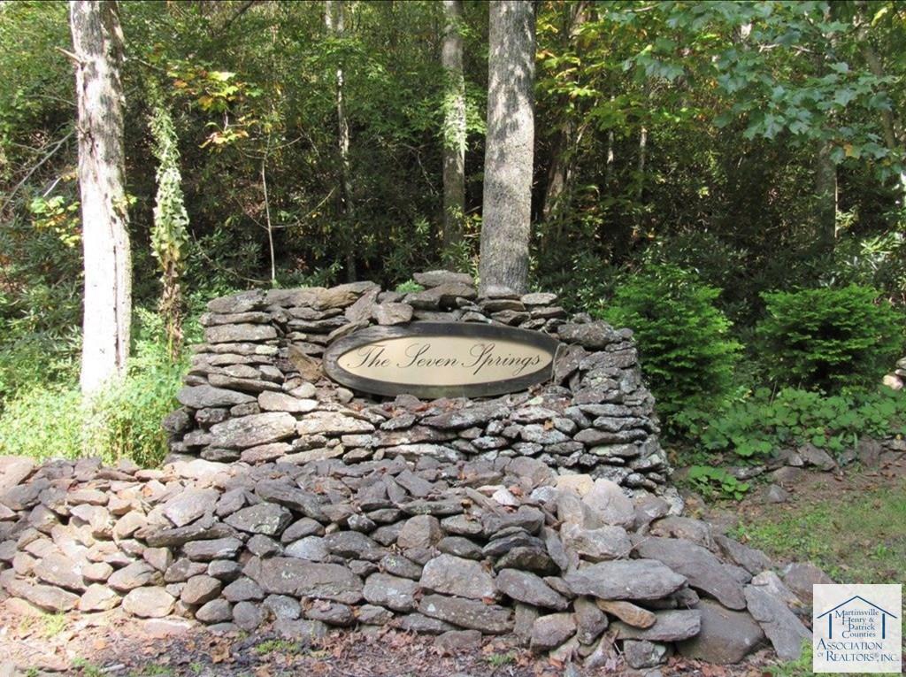 00 Falcon Ridge Road