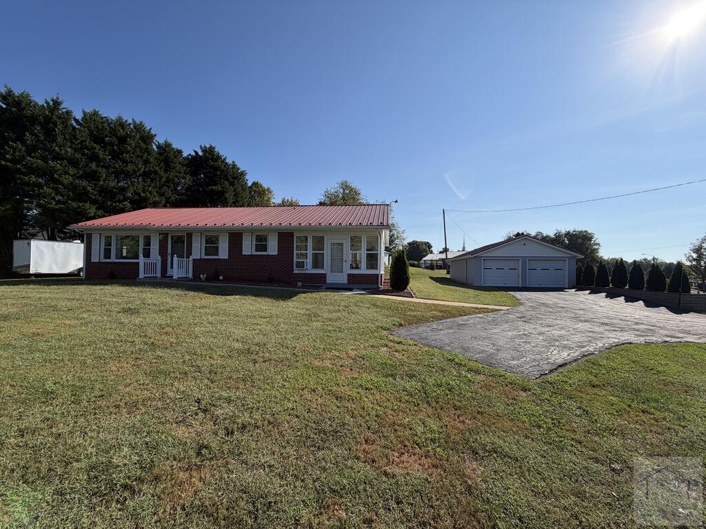 62 Connect Rd