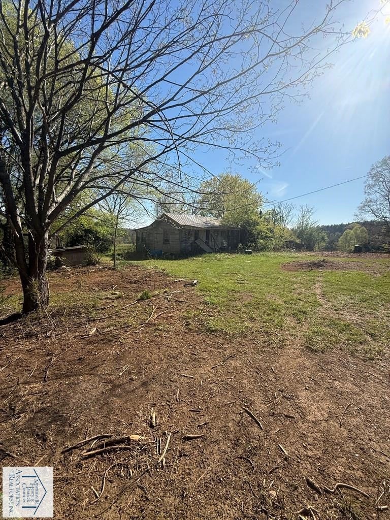 60 Ashgrove Ln,