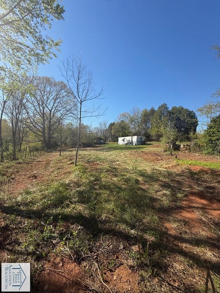 60 Ashgrove Ln,