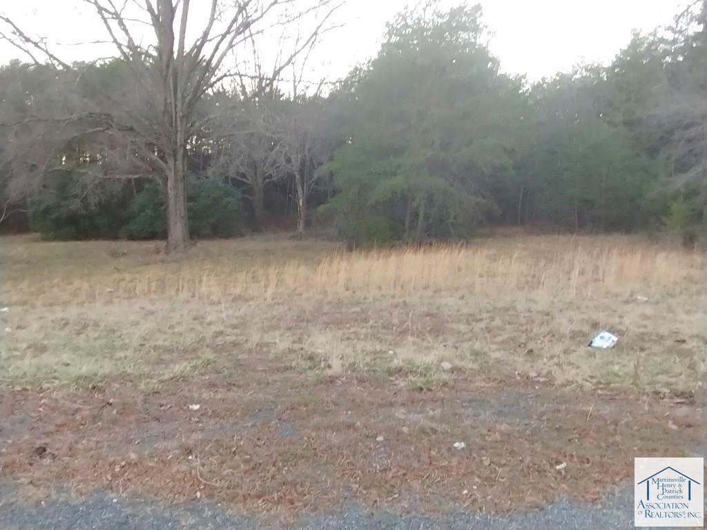 8200 Axton Rd