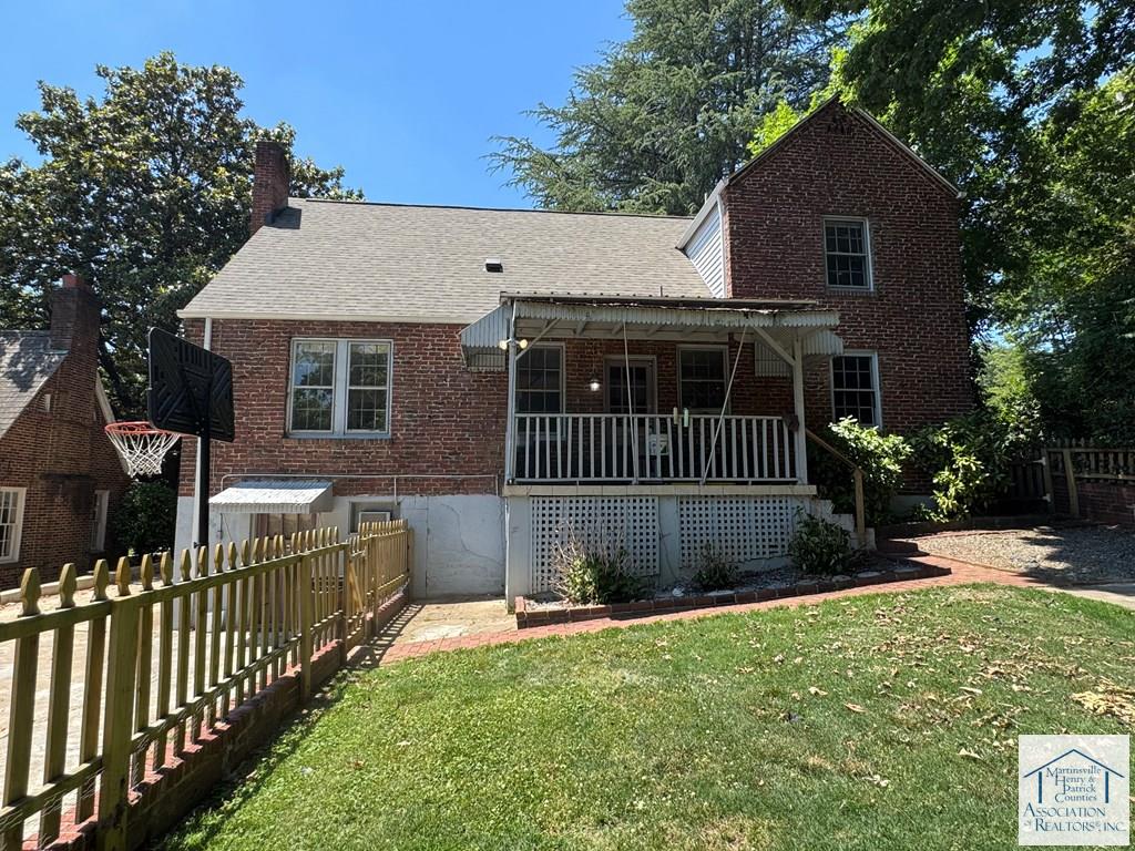 615 Mulberry Rd