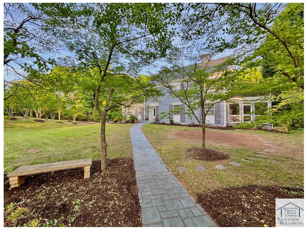 1014 Mulberry Rd