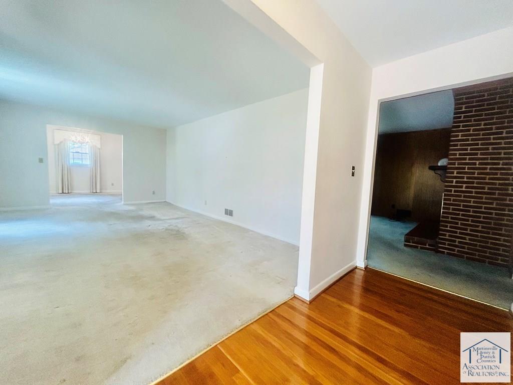 1411 Mulberry Rd