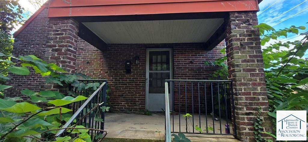 33 Cleveland Avenue
