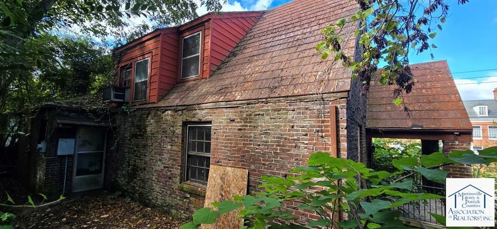 33 Cleveland Avenue