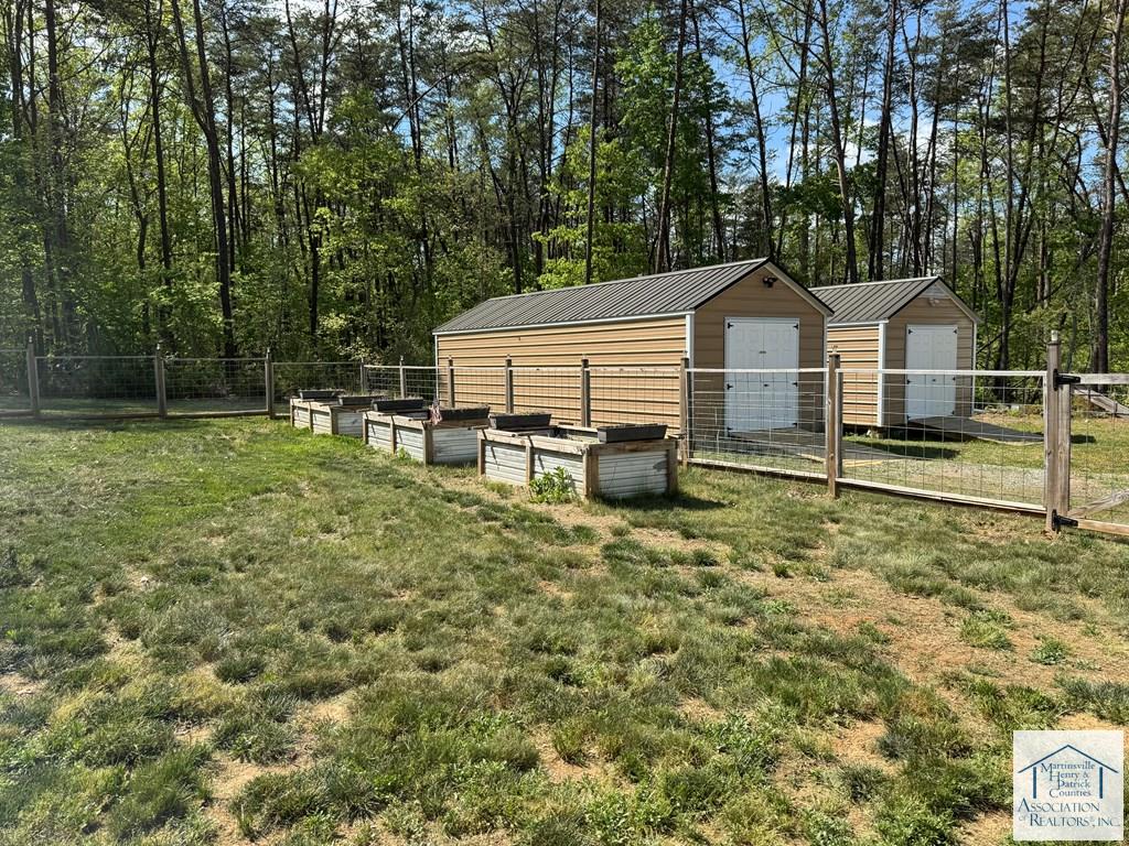 3171 Green Hill Dr.