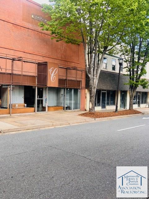 29 E Main Street