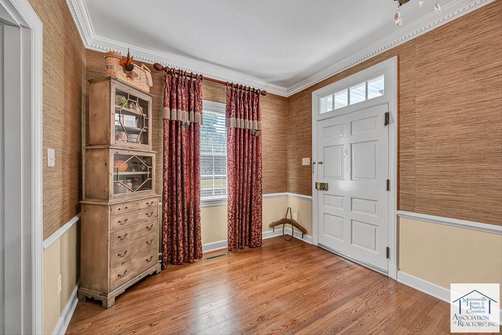 260 Peaceful Valley Ln