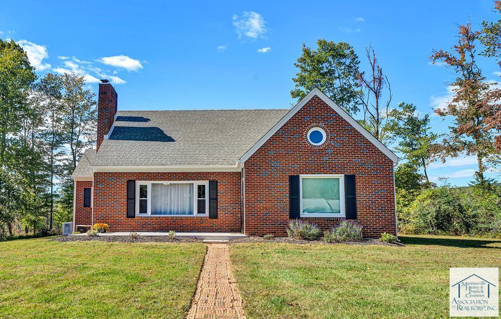6303 Coopers Mountain Rd
