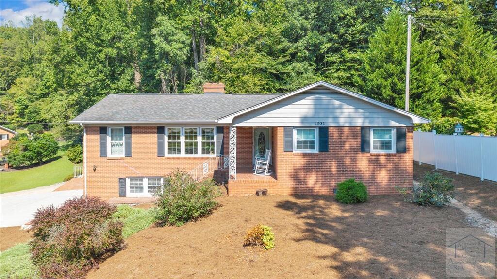 1301 Sam Lions Trail
