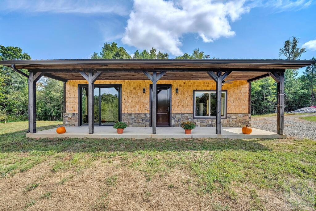 727 Crestridge Rd