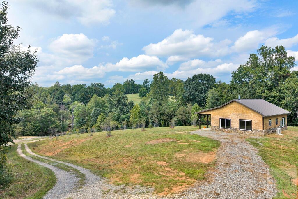 727 Crestridge Rd
