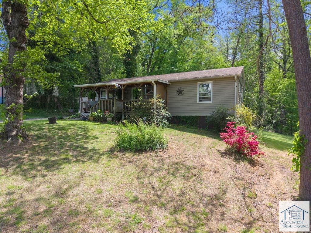 897 Southland Dr