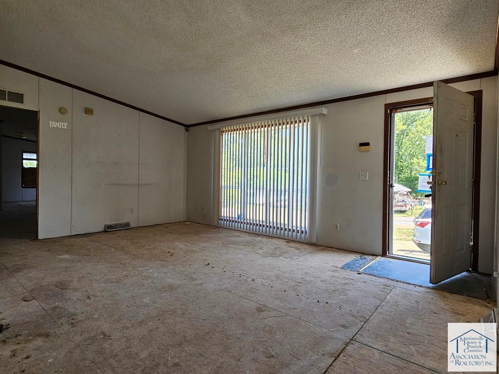 97 Southland Dr