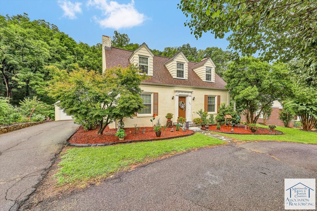 182 Ridgewood Rd