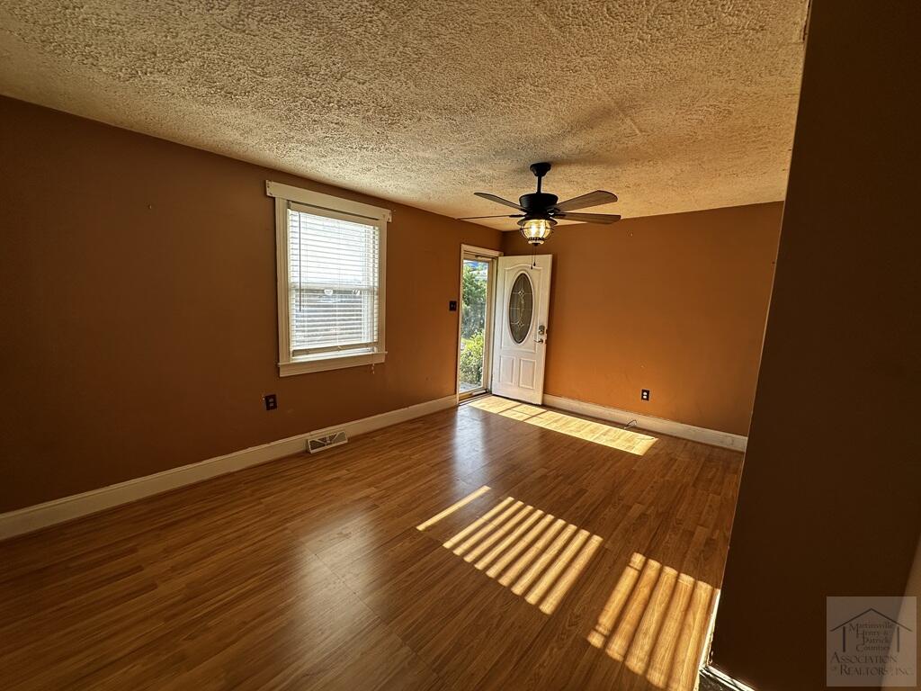 75 Johnson Ln