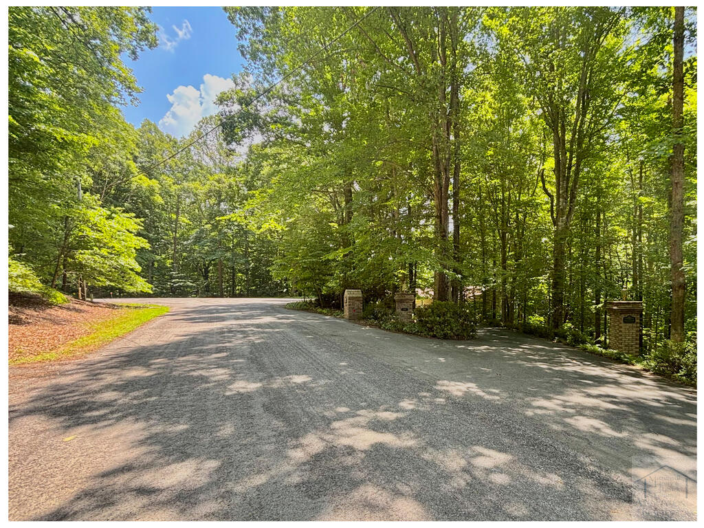 110 General Longstreet Court
