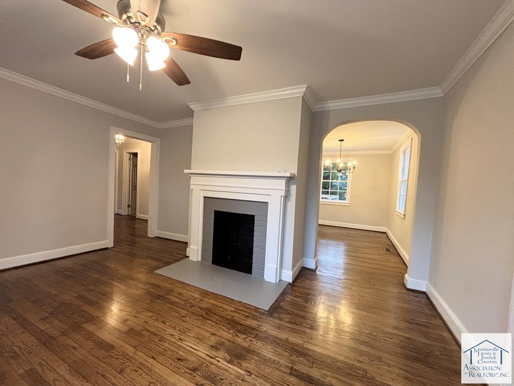 906 Spruce