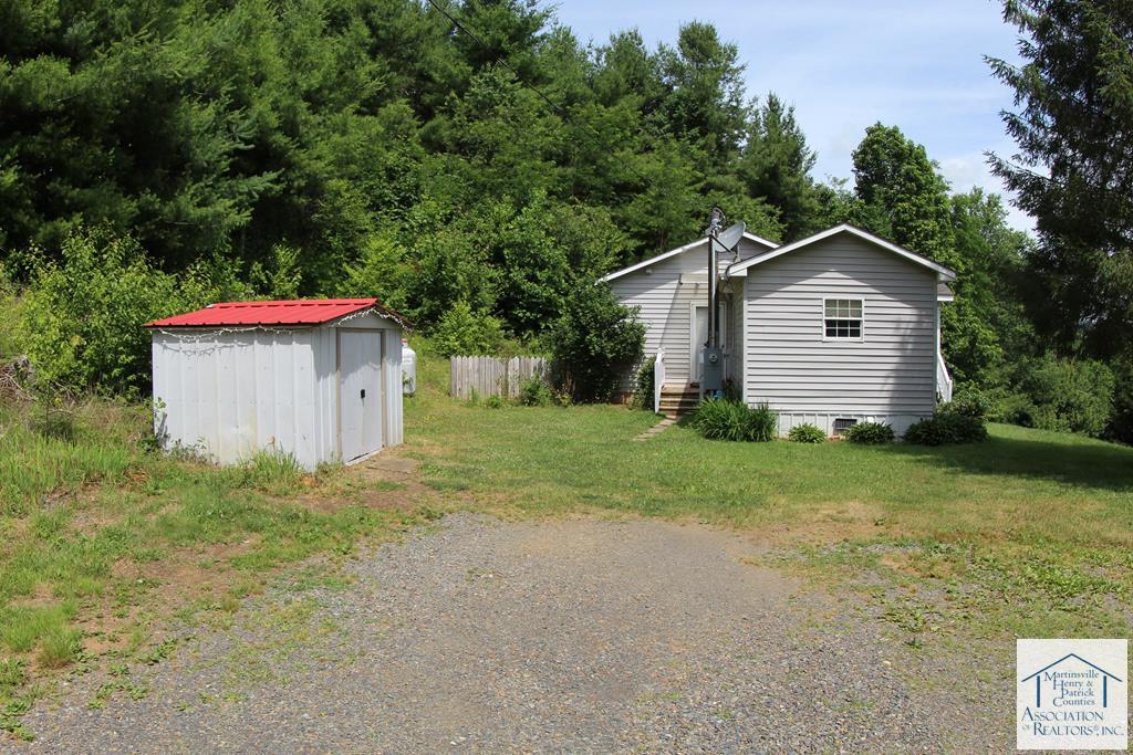 97 Helms Rd