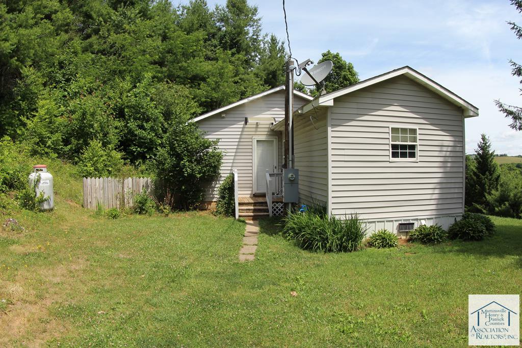 97 Helms Rd