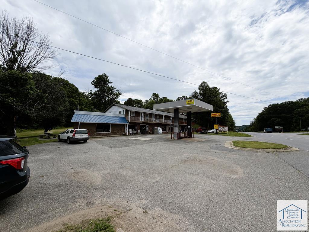 43 Old Well Rd