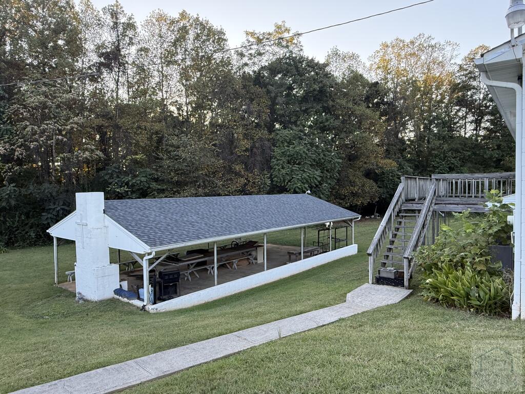 55 Valleyview Dr