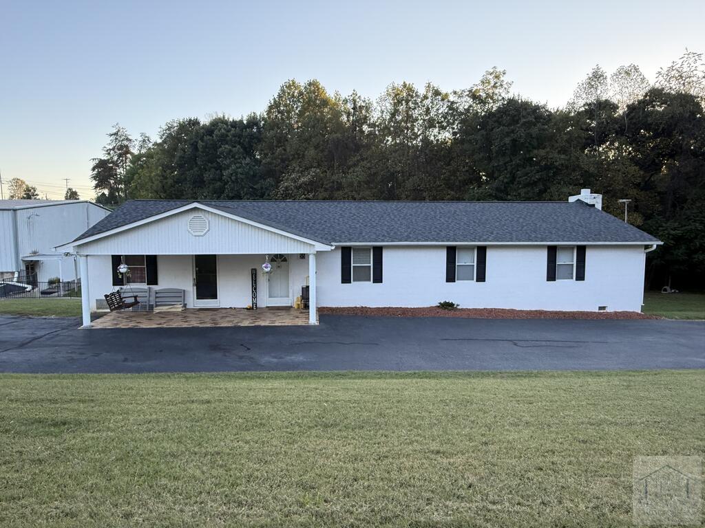 55 Valleyview Dr