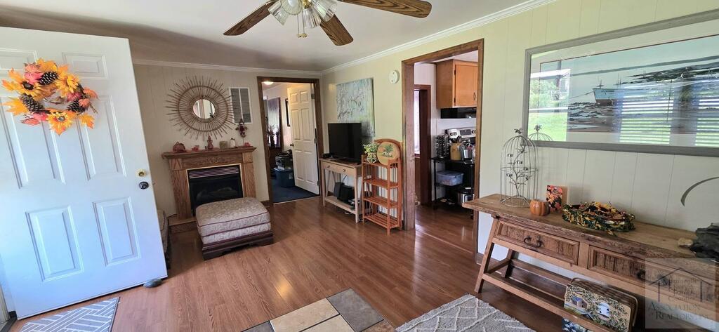 1244 Fairmont Dr