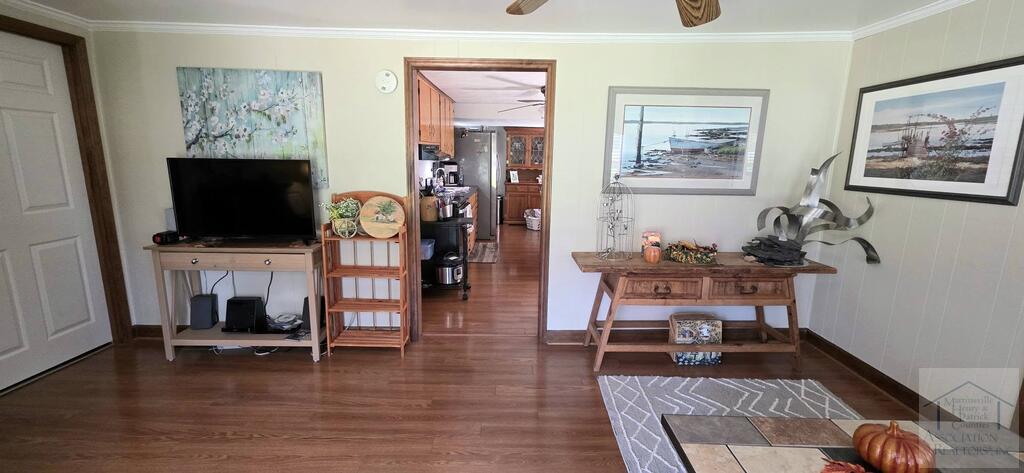 1244 Fairmont Dr