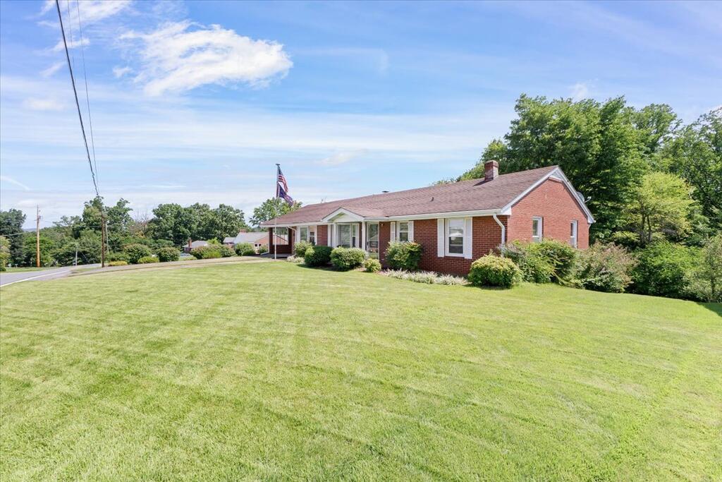 205 Murphy Rd