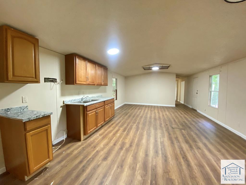 1088 Peters Creek Dr