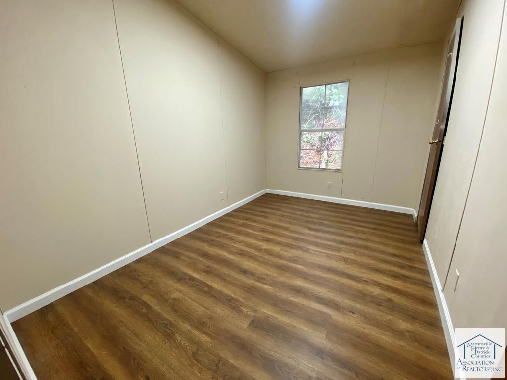 1088 Peters Creek Dr