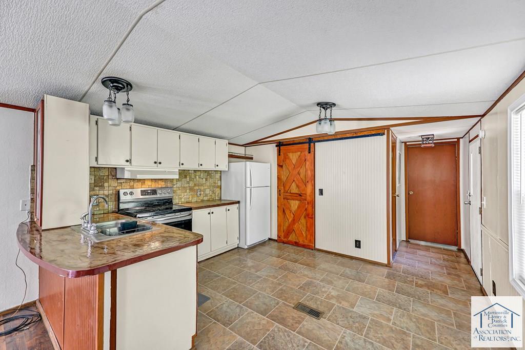 135 Mill House Rd