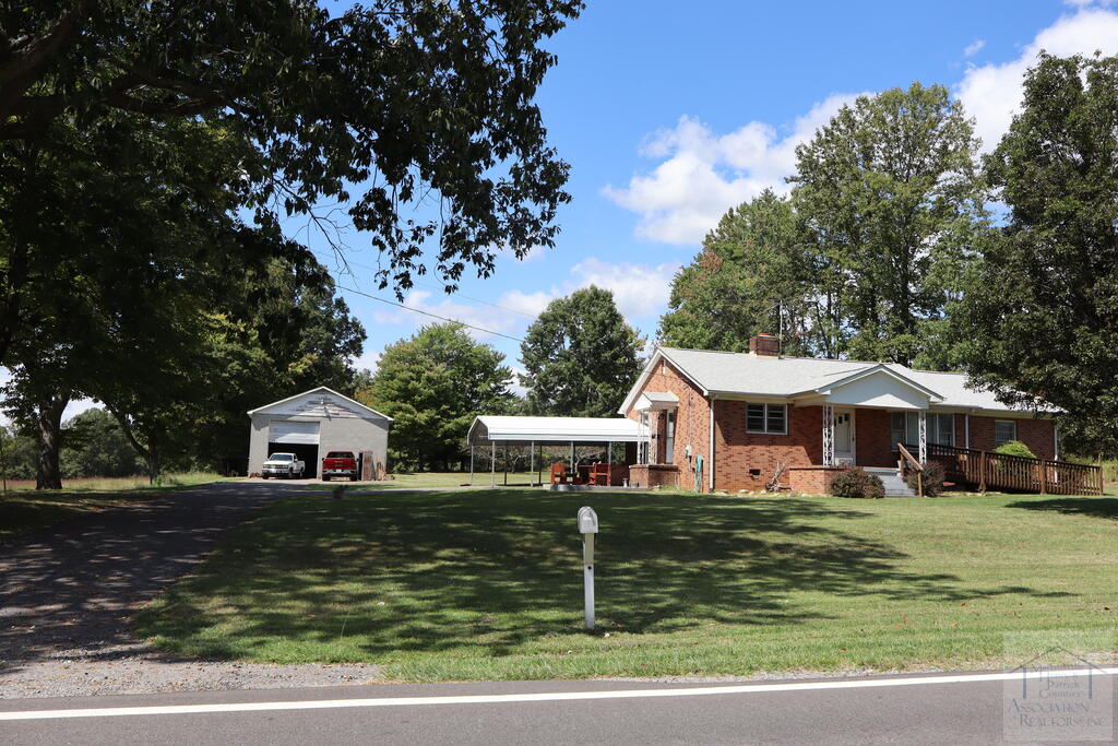 3355 Salem Hwy