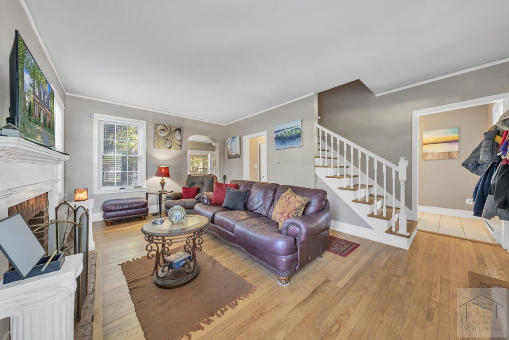 813 Spruce Street