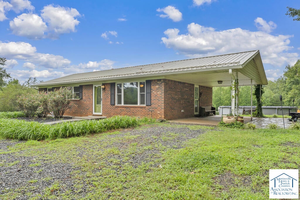 1185 County Line Rd