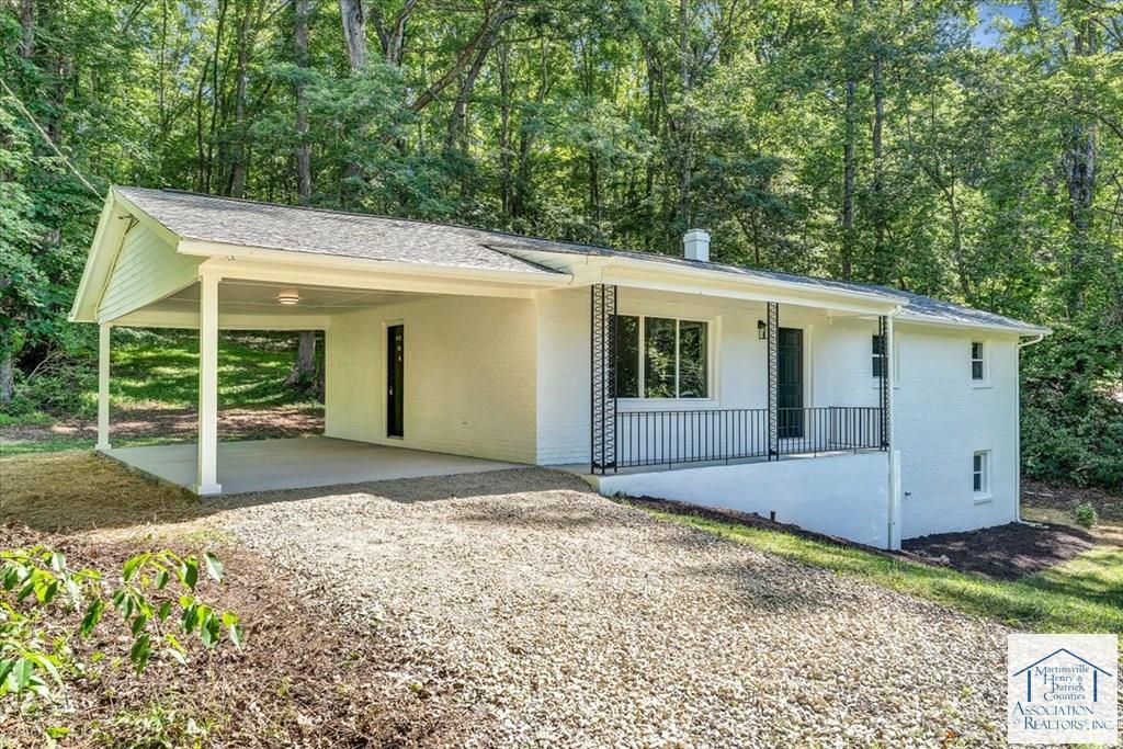 266 Chatmoss Court Ext