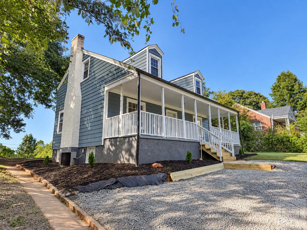 1117 Chatham Heights Rd