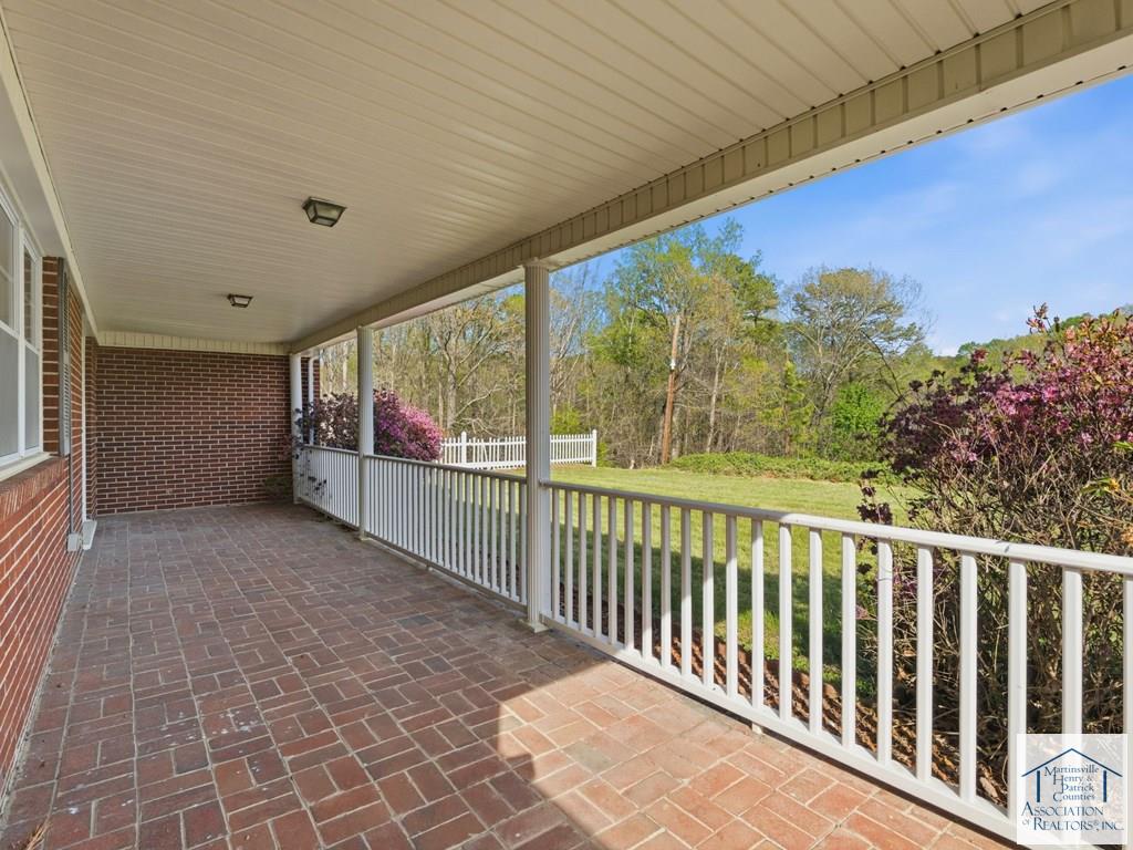 24 Mona Drive