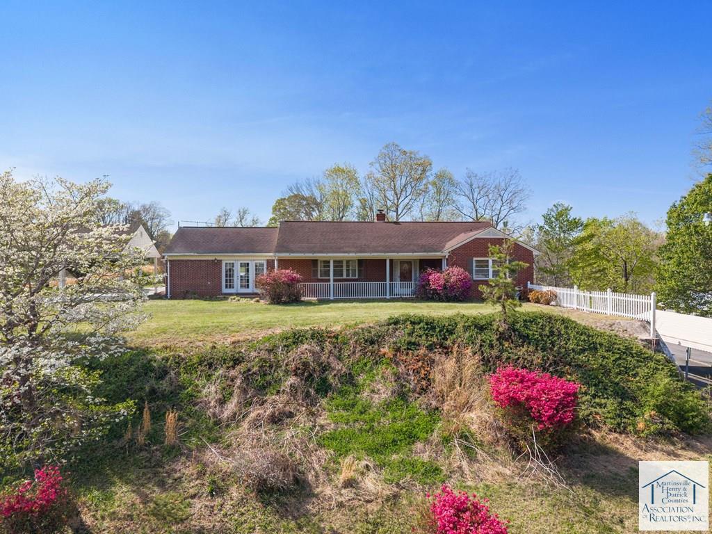 24 Mona Drive